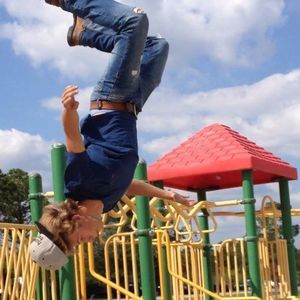 Meet your Posher, Cameron